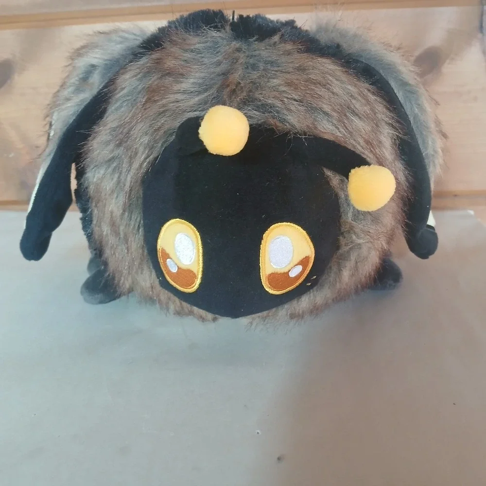 Mini Squishable Death's-head Hawkmoth Plush E5 - Picture 7 of 12